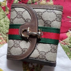 Vintage Gucci wallet *rare*